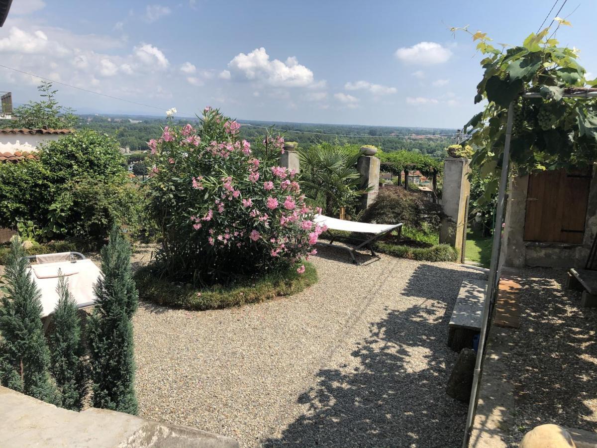 La Casa Di Pietro Hotell Cerrione Exteriör bild
