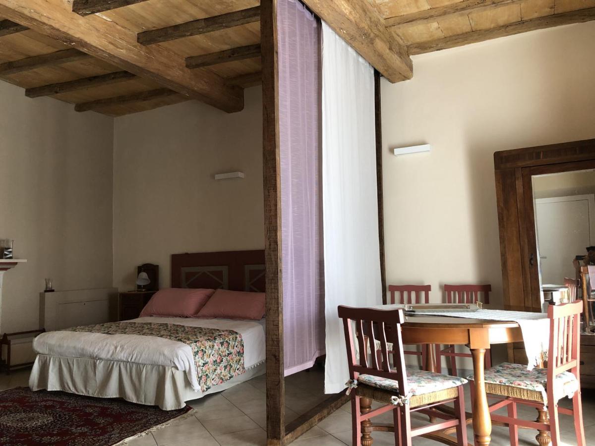 La Casa Di Pietro Hotell Cerrione Exteriör bild