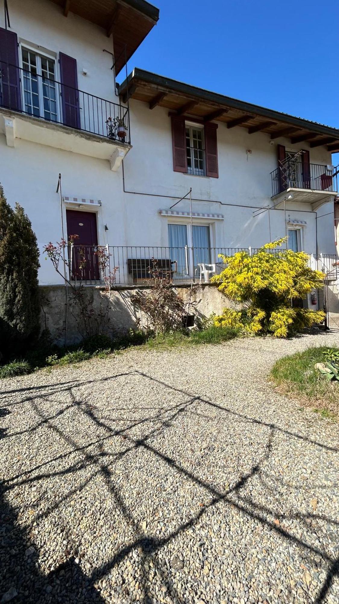 La Casa Di Pietro Hotell Cerrione Exteriör bild